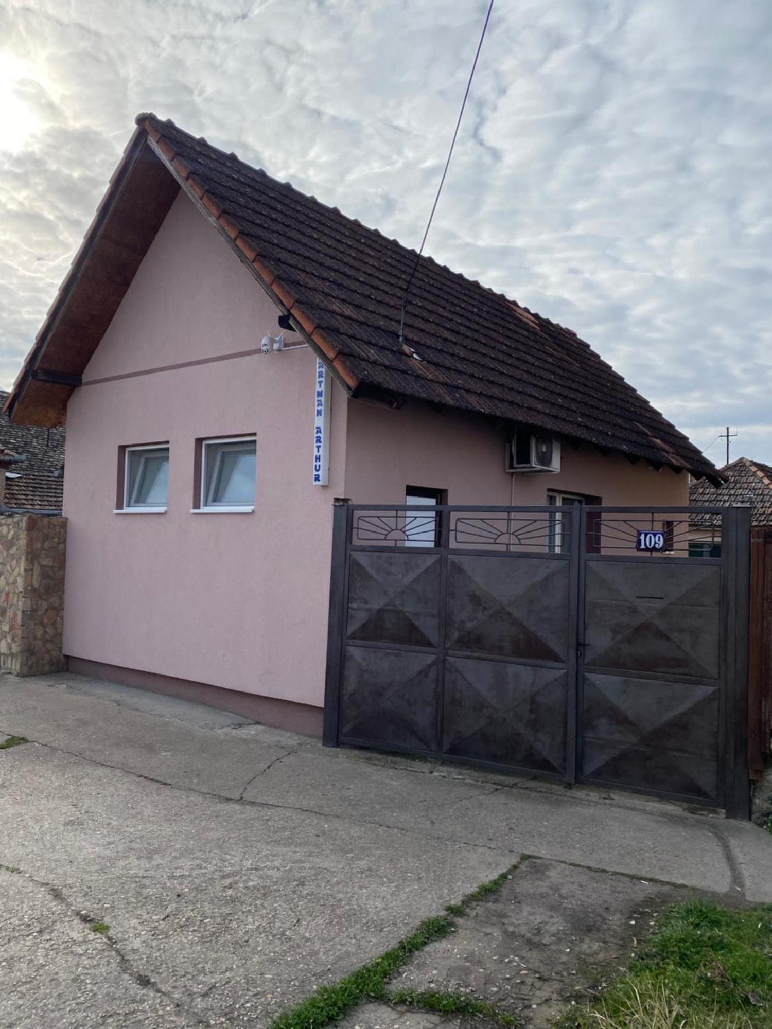 Apartman Arthur Kikinda Luaran gambar